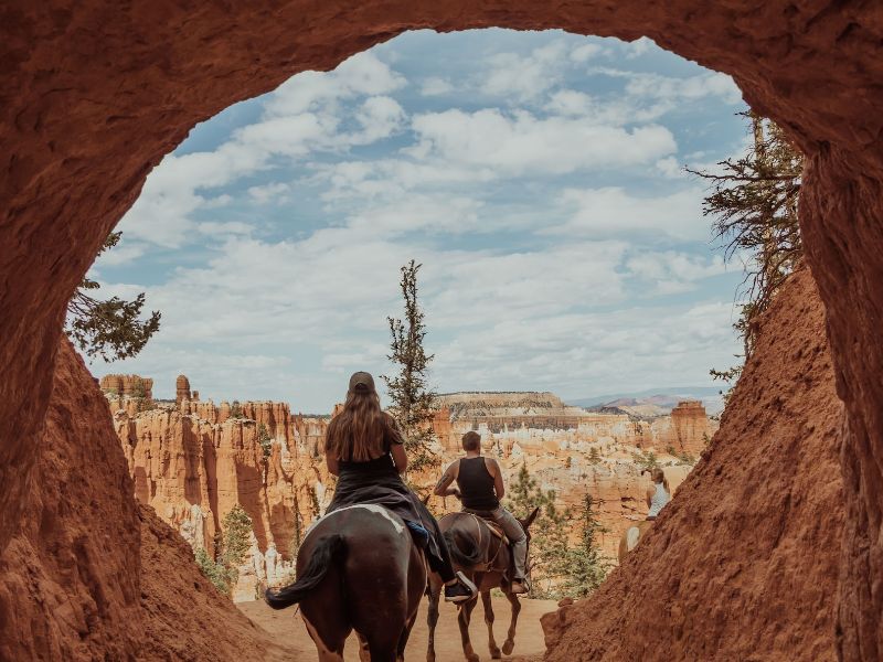 Horseback Riding at Bryce Canyon