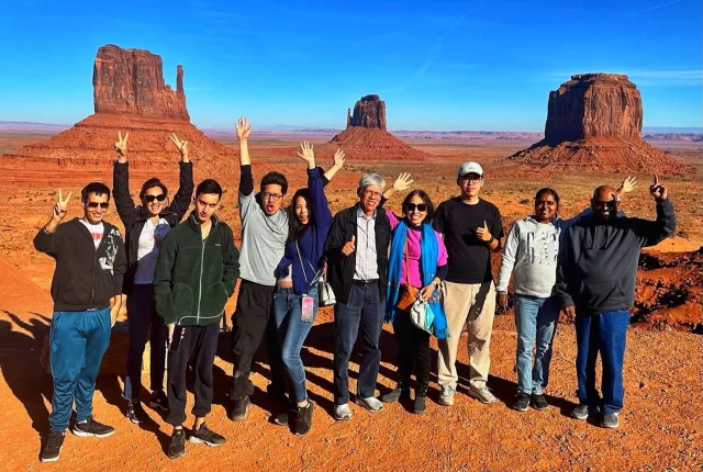 📸 Monument Valley Magic ✨

Did you know? Monument Valley isn't actually a valley—it's a plateau! The iconic sandstone buttes that tower over the desert are the result of millions of years of erosion, leaving behind these breathtaking formations that feel straight out of a movie. 🎥 (Fun fact: They actually are—Monument Valley has been the backdrop for countless Hollywood classics!)

Here's a snapshot of our amazing guests soaking in the beauty of this incredible landscape. 🧡🌄

Tag us in your Monument Valley adventures! 🏜️#MaxTourVegas #MonumentValleyMagic #EpicSouthwest